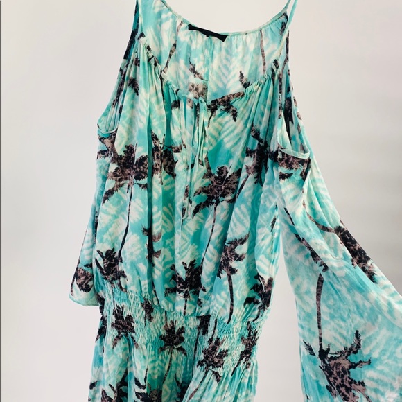 Palm Tree Cold Shoulder Tunic - Picture 4 of 16